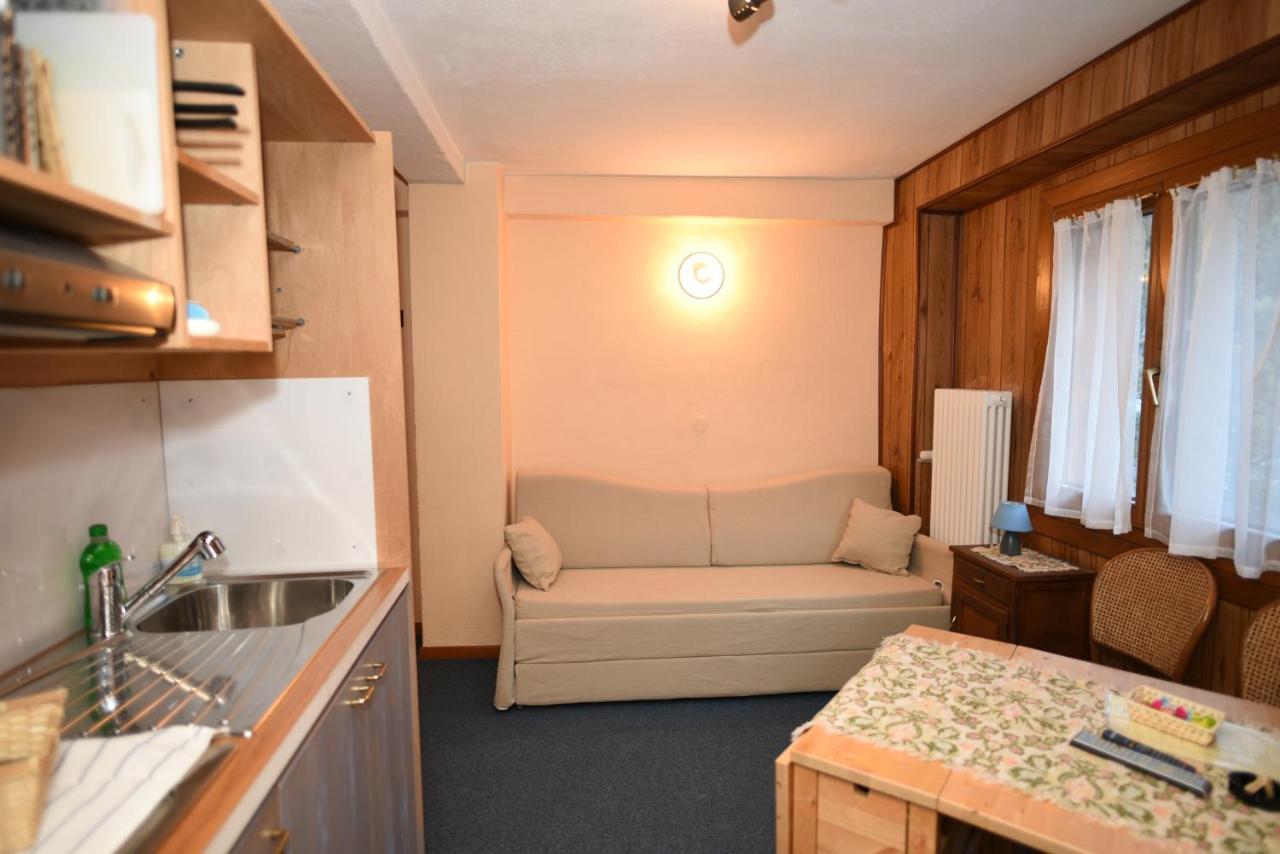 Hotel Genzianella Champoluc Luaran gambar