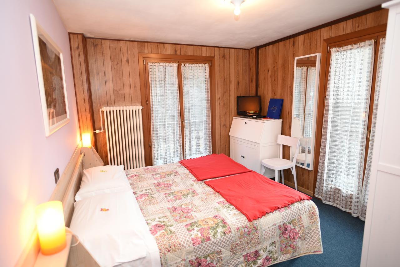 Hotel Genzianella Champoluc Luaran gambar
